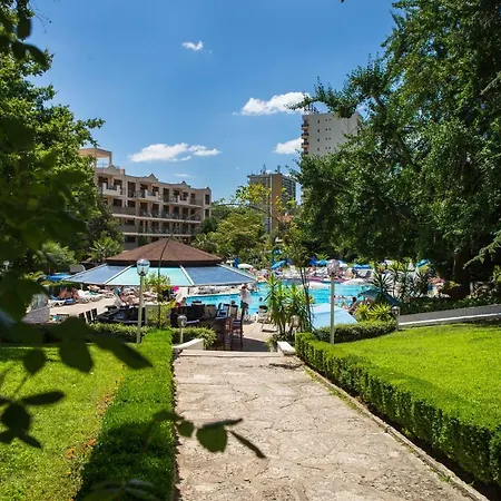 Хотел парк перла 4*